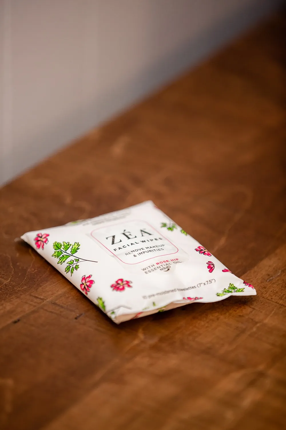 Zéa Facial Wipes with rosehip oil